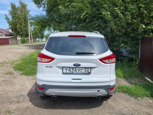 Ford Kuga 2014, фото 2