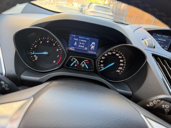 Ford Kuga 2015, фото 2
