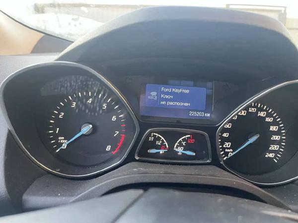 Ford Kuga 2015, фото 14