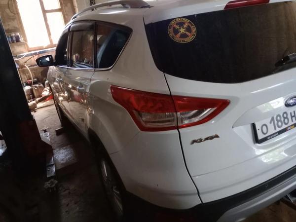 Ford Kuga 2015, фото 9