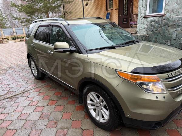 Ford Explorer 2013, фото 3