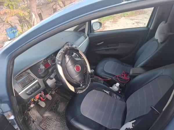 Fiat Linea 2011, фото 5
