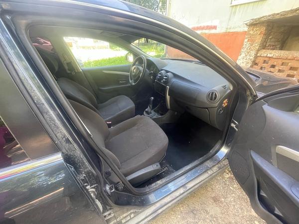 Nissan Almera 2013, фото 5