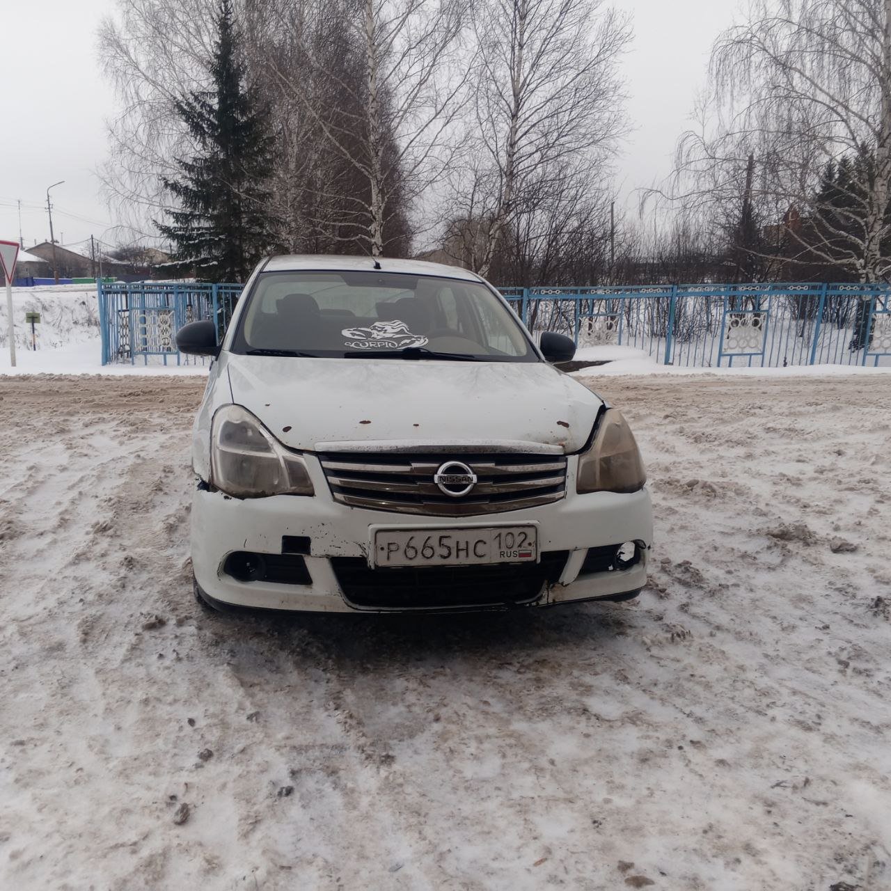 Nissan Almera