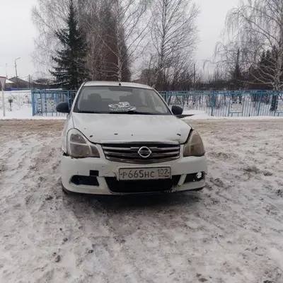 Nissan Almera