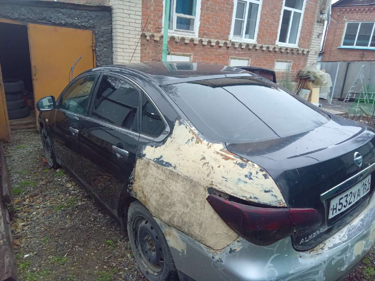 Nissan Almera