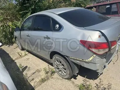 Nissan Almera