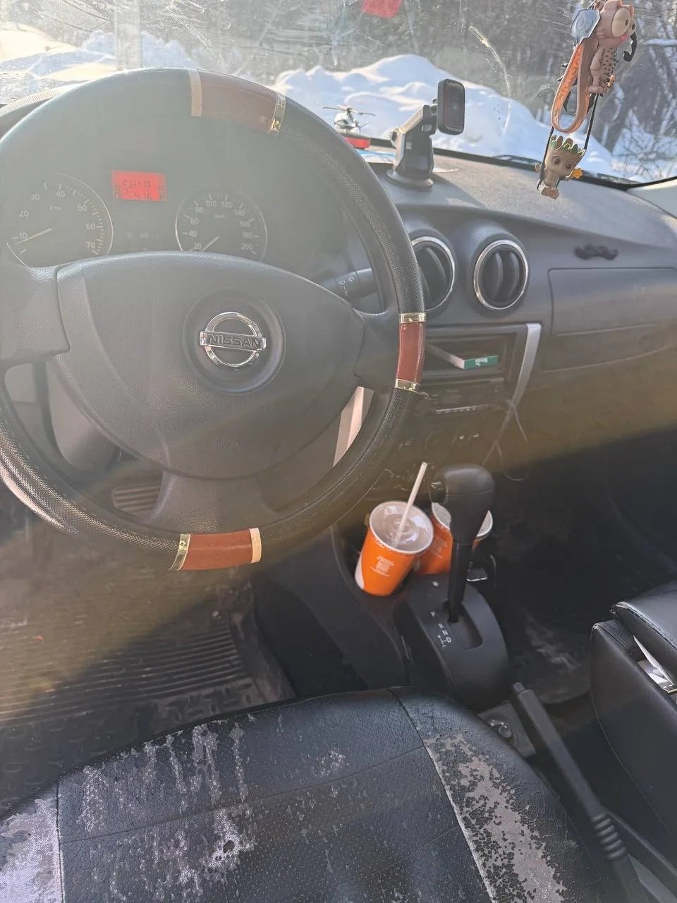 Nissan Almera