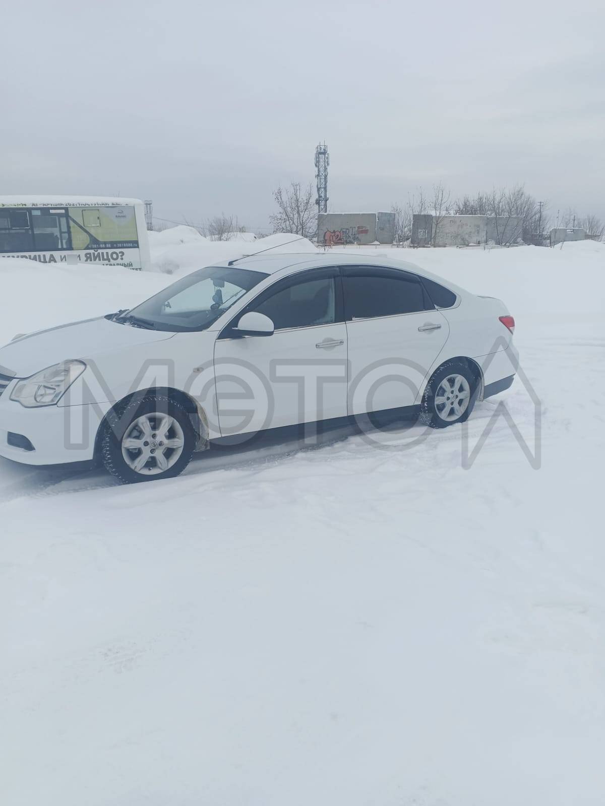 Nissan Almera