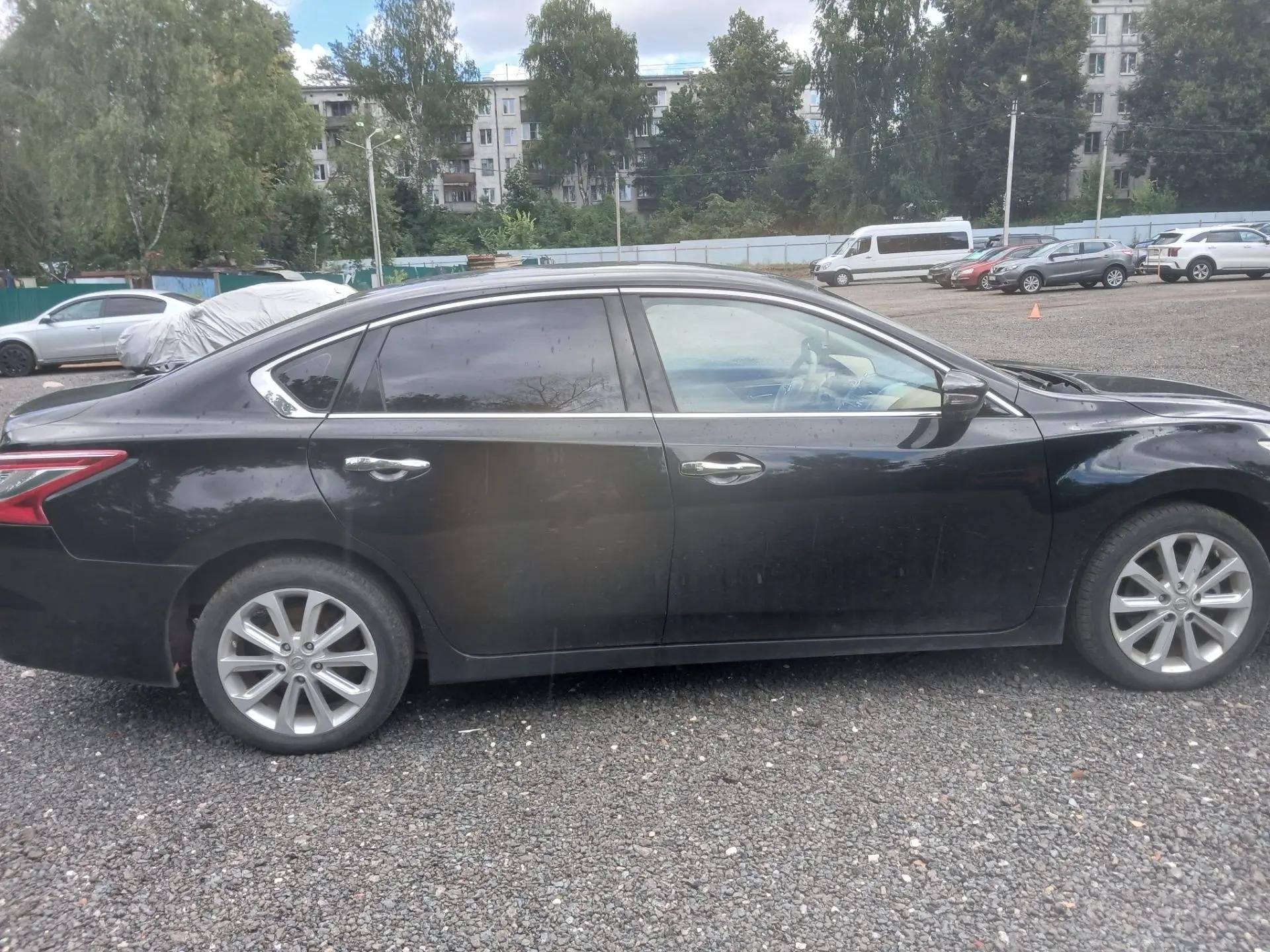 Nissan Teana