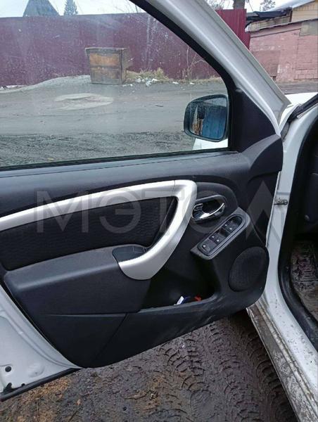 Nissan Terrano 2014, фото 11