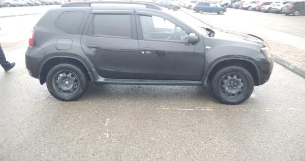 Nissan Terrano 2015, фото 2