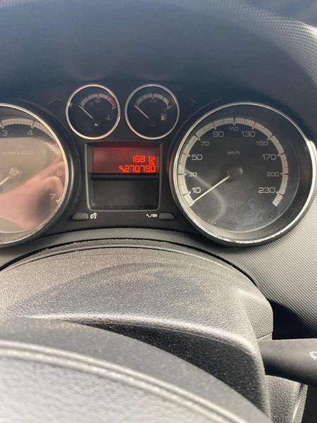 Peugeot 308 2010, фото 8