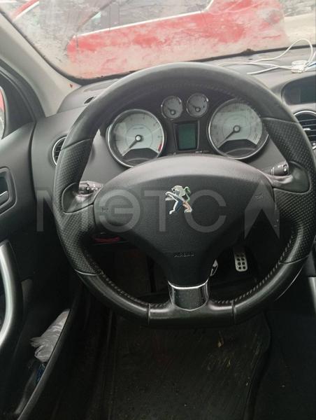 Peugeot 308 2011, фото 19