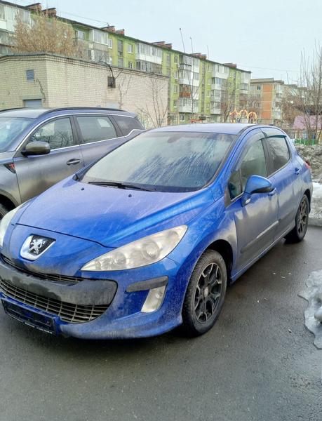 Peugeot 308 2010, фото 2
