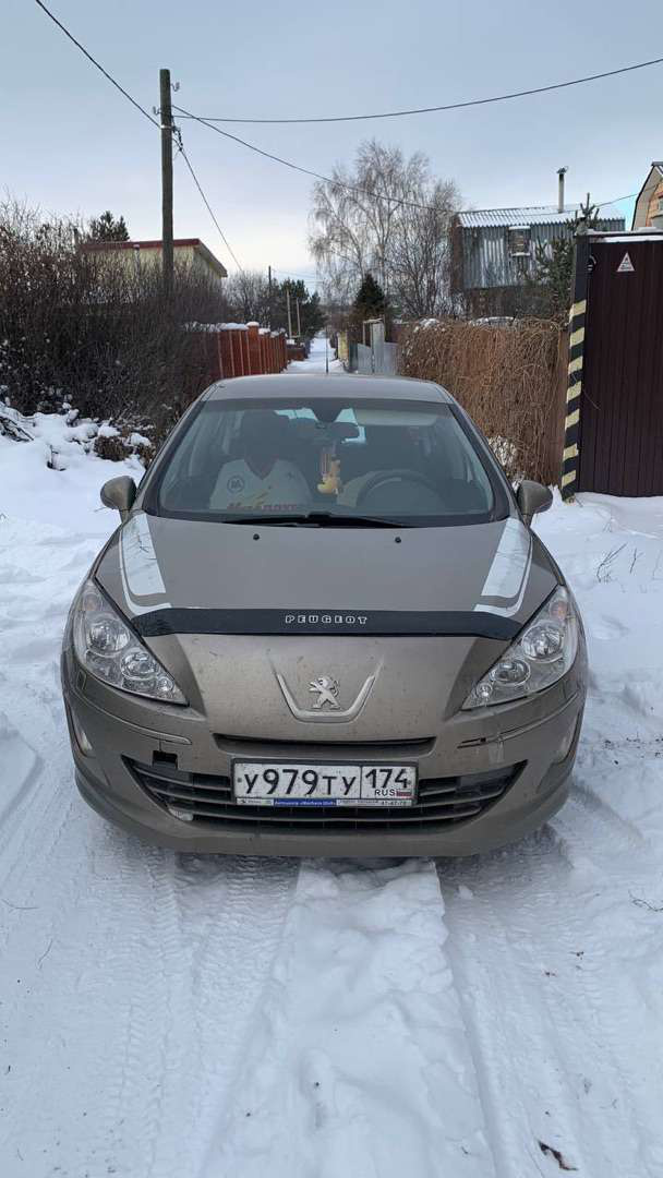 Peugeot 408