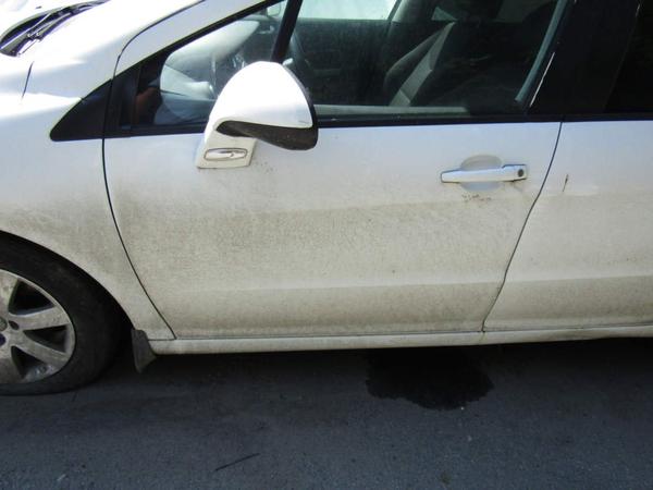 Peugeot 408 2012, фото 13