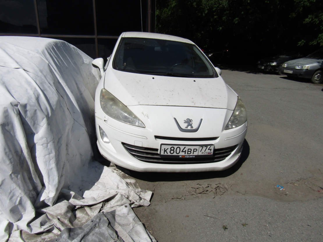 Peugeot 408