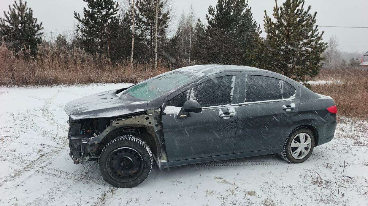 Peugeot 408