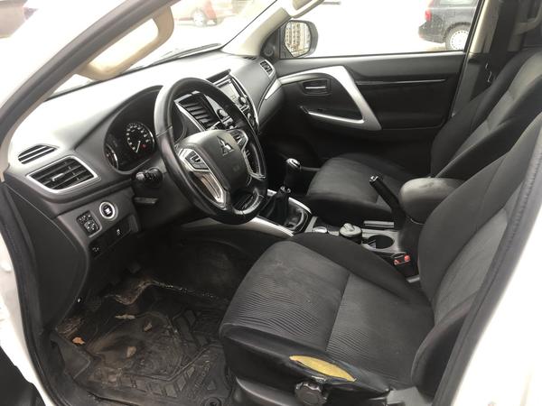 Mitsubishi Pajero Sport 2019, фото 43