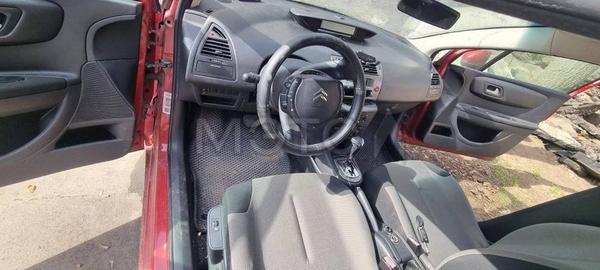 Citroen C4 2010, фото 13