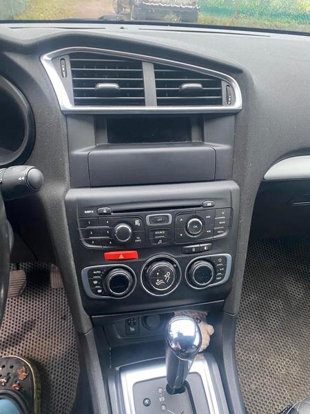 Citroen C4 2013, фото 2