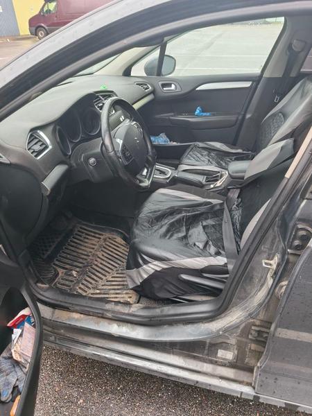 Citroen C4 2016, фото 12
