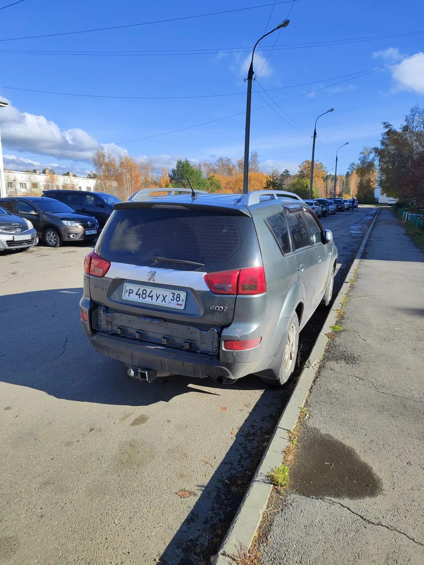 Peugeot 4007