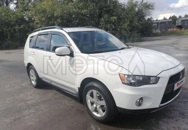 Mitsubishi Outlander 2011, фото 3