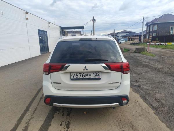 Mitsubishi Outlander 2017, фото 6