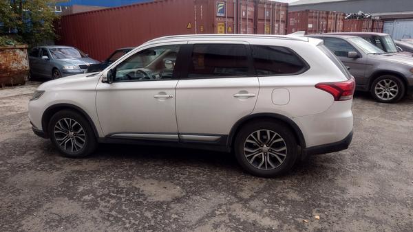 Mitsubishi Outlander 2017, фото 2