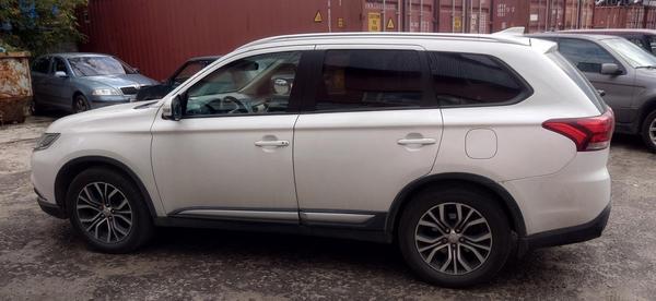 Mitsubishi Outlander 2017, фото 9
