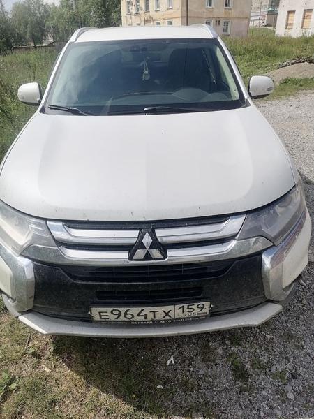 Mitsubishi Outlander 2015, фото 3