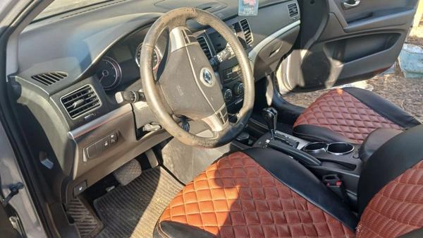 SsangYong Actyon 2011, фото 2