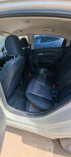 Kia Rio 2018, фото 12