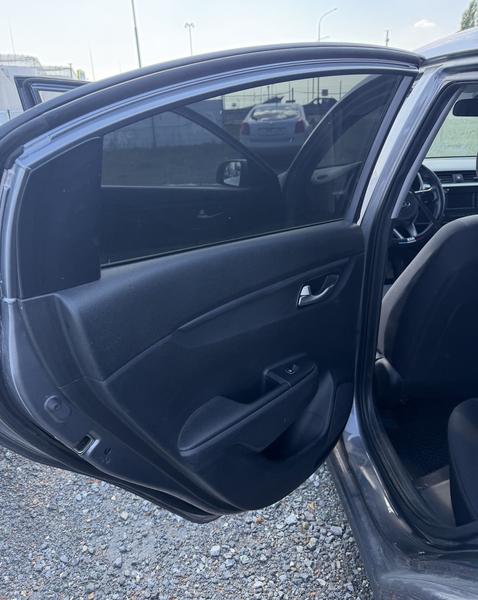 Kia Rio 2020, фото 10