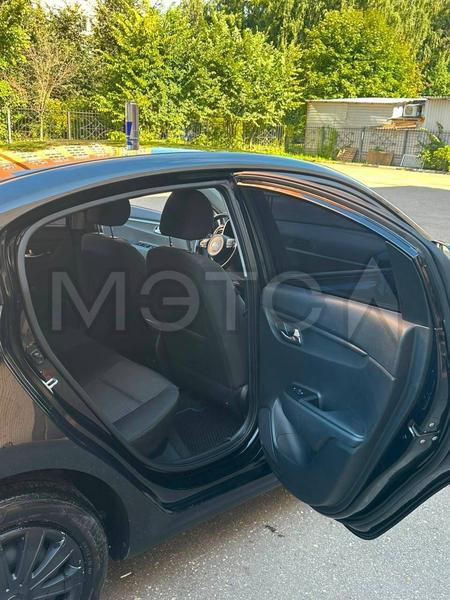 Kia Rio 2021, фото 10