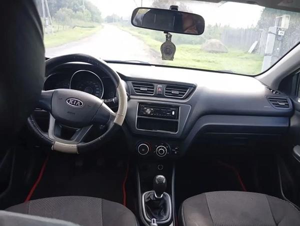 Kia Rio 2011, фото 2