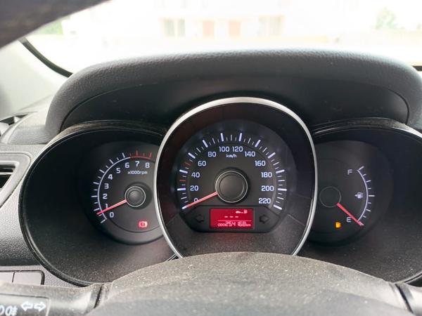 Kia Rio 2014, фото 5