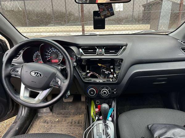 Kia Rio 2012, фото 11