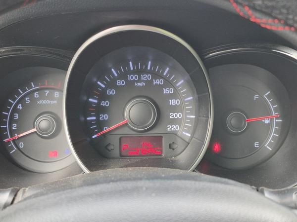 Kia Rio 2013, фото 10