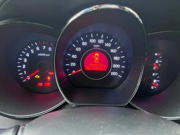 Kia Rio 2014, фото 2