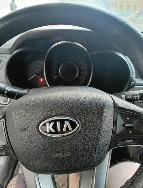 Kia Rio 2012, фото 8
