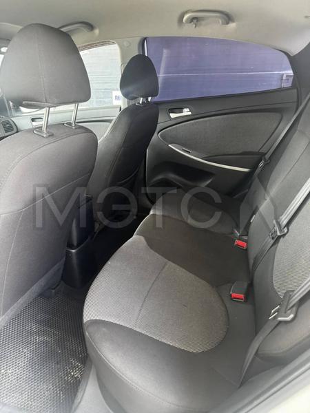 Hyundai Solaris 2012, фото 10