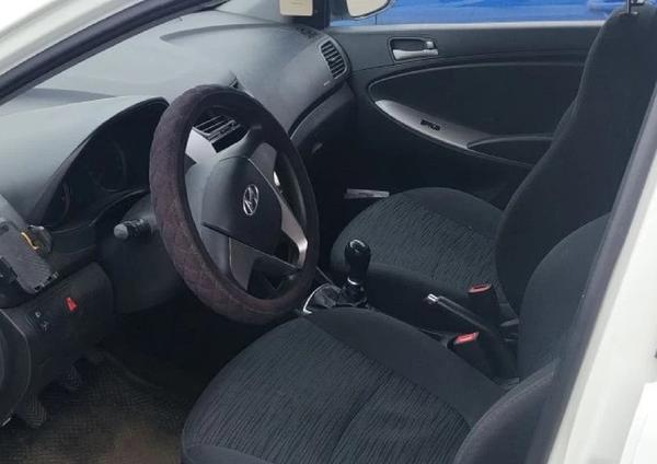 Hyundai Solaris 2015, фото 2