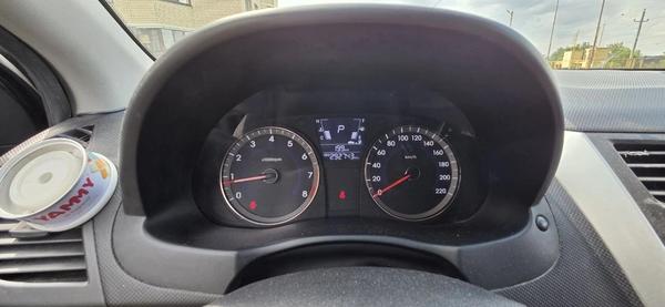 Hyundai Solaris 2011, фото 6