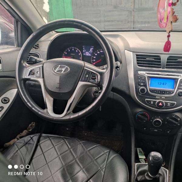 Hyundai Solaris 2012, фото 2