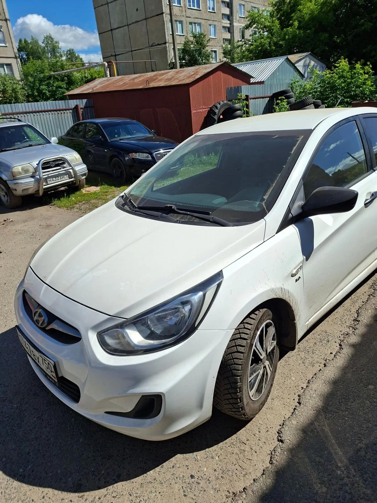 Hyundai Solaris