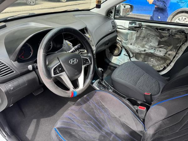 Hyundai Solaris 2014, фото 9