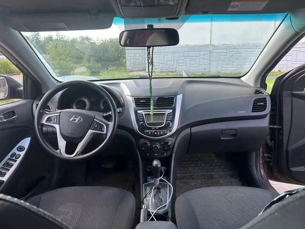 Hyundai Solaris 2012, фото 2